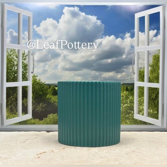 Teal Fluted Ceramic 18oz Mug with Beaded Handle - Picture 3 of 10